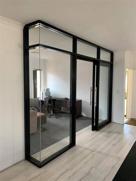 ausphil.com.au – GLASS AND ALUMINUM SUPPLY .